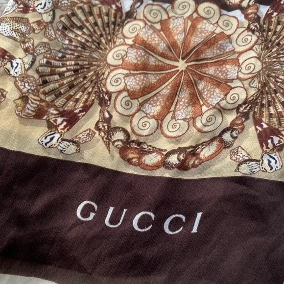 Vintage Gucci Silk Scarf - Picture 2 of 10